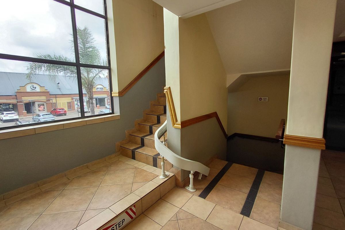 Office To Rent in Faerie Glen - Photo 2