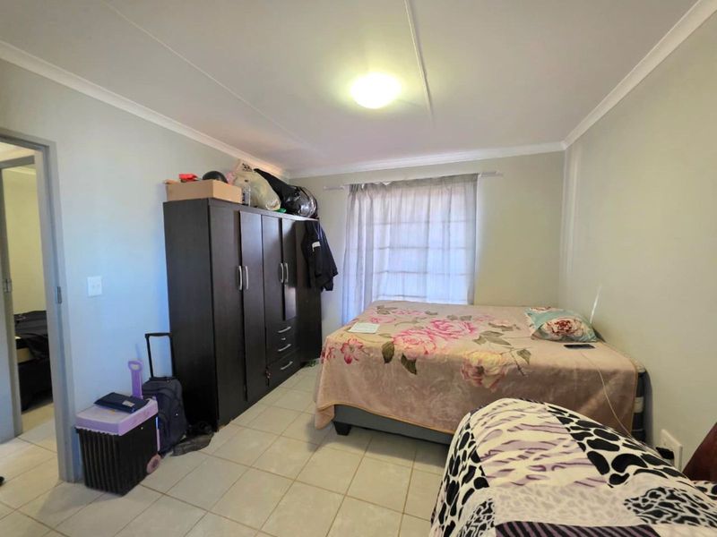House For Sale in Glenway Estate - Photo 10