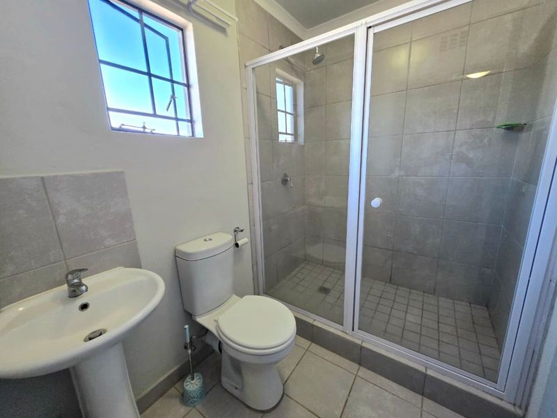 House For Sale in Glenway Estate - Photo 9