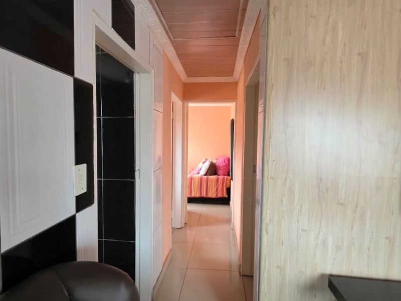 House For Sale in Soshanguve Ext - Photo 8