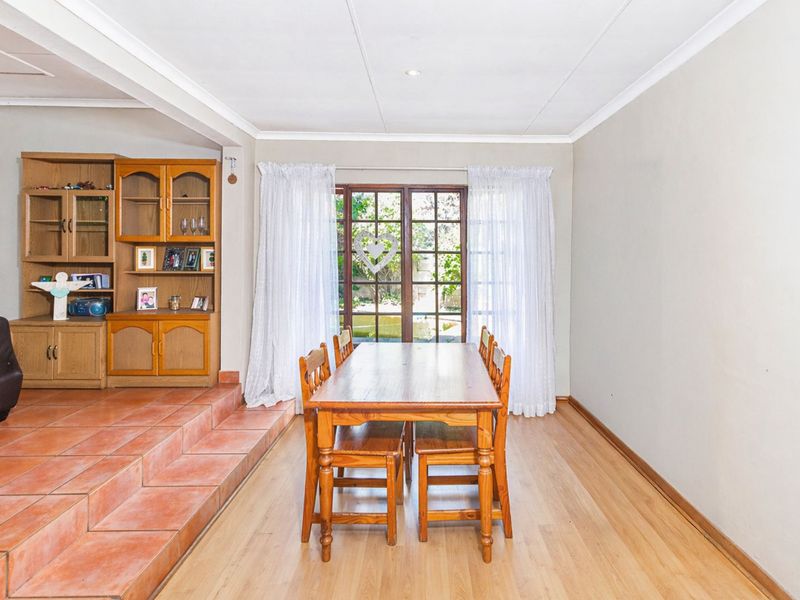 House For Sale in Allen's Nek - Photo 8