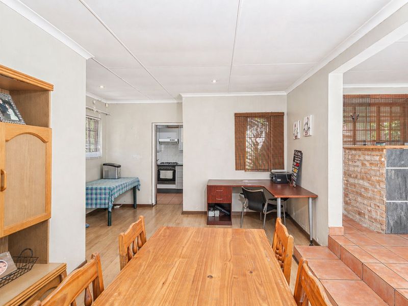 House For Sale in Allen's Nek - Photo 10