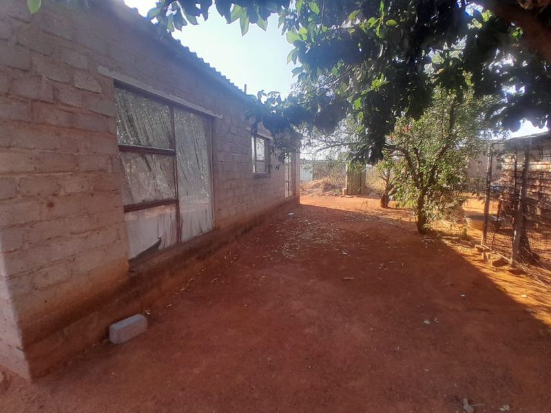 House For Sale in Hammanskraal Central - Photo 10