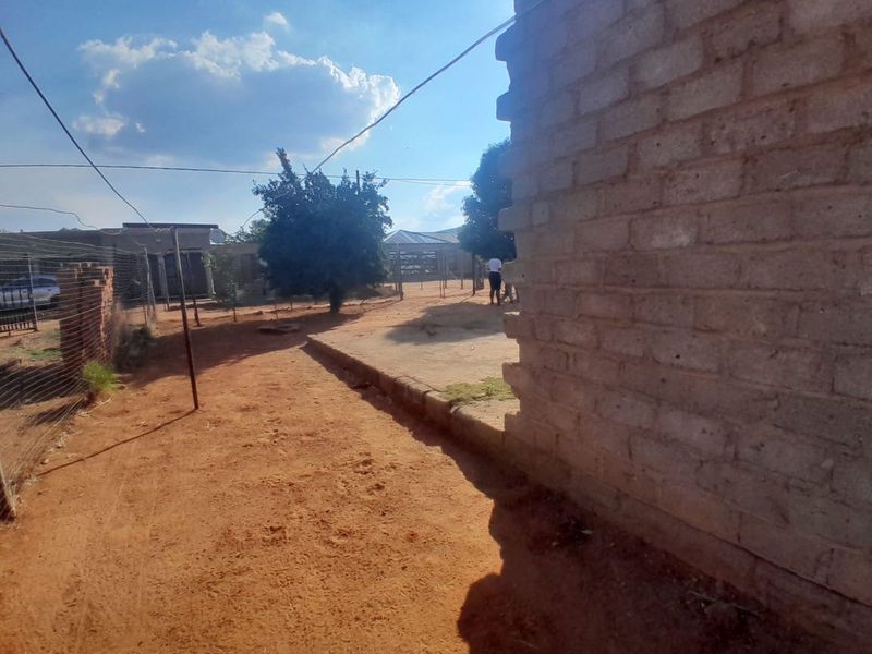 House For Sale in Hammanskraal Central - Photo 8