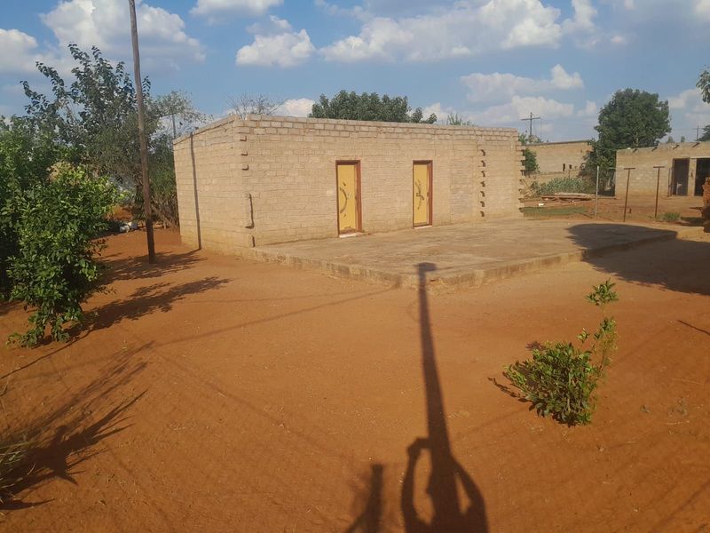 House For Sale in Hammanskraal Central - Photo 1