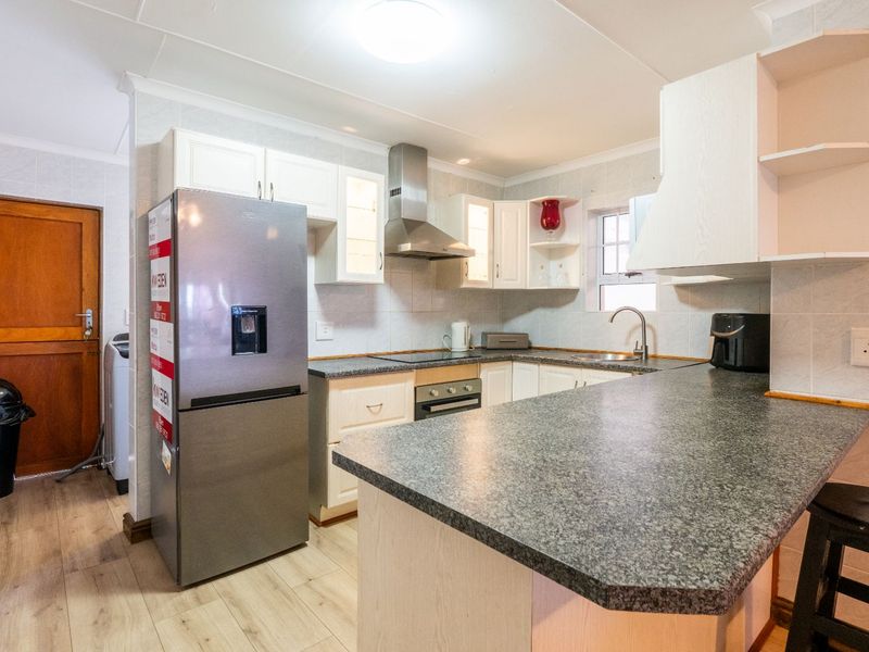 Apartment For Sale in Hartenbos Heuwels - Photo 2