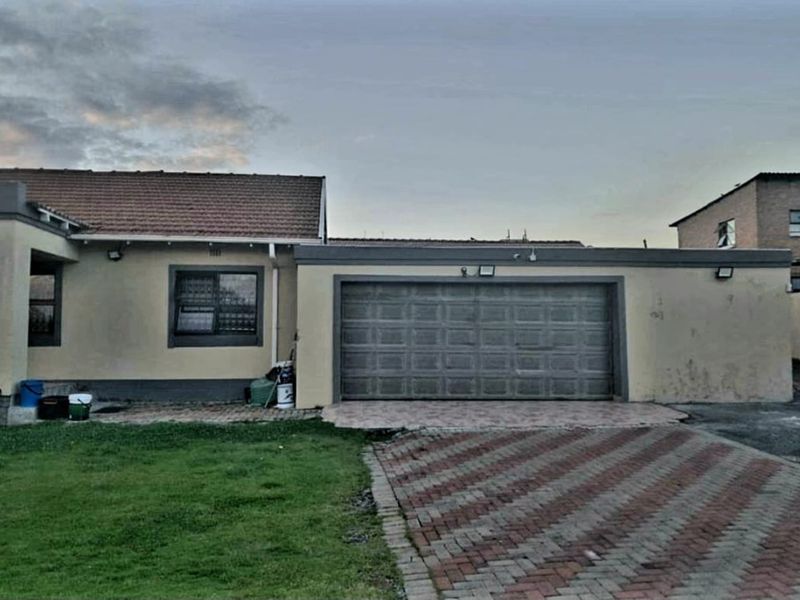 House To Rent in Evander - Photo 3