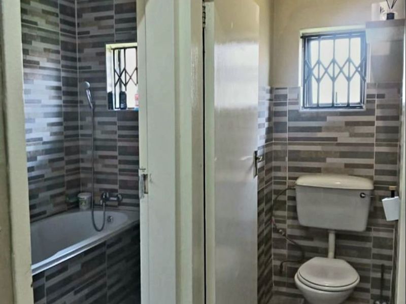 House To Rent in Evander - Photo 7