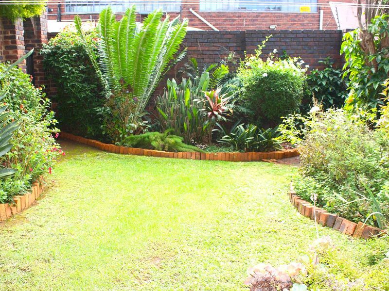 House For Sale in Fairland - Photo 2