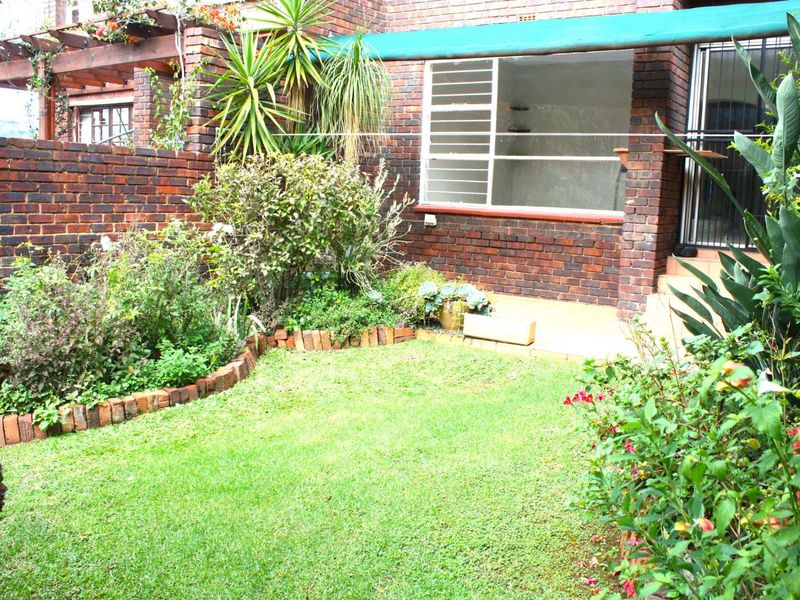 House For Sale in Fairland - Photo 4