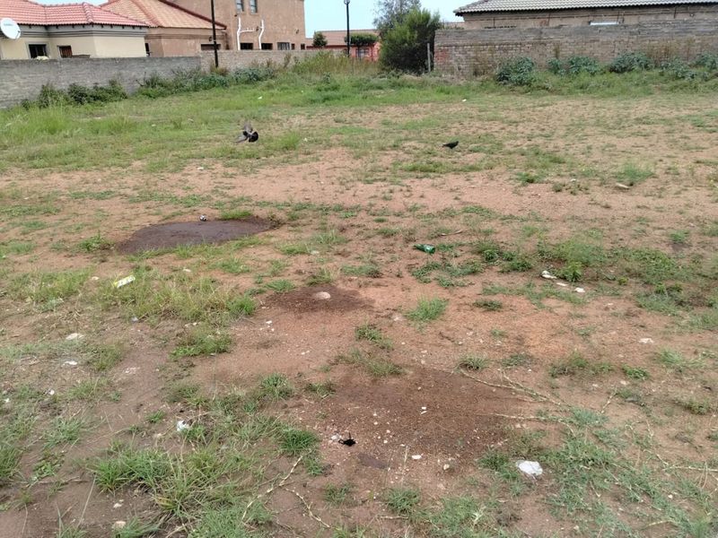House For Sale in Mabopane Central - Photo 2