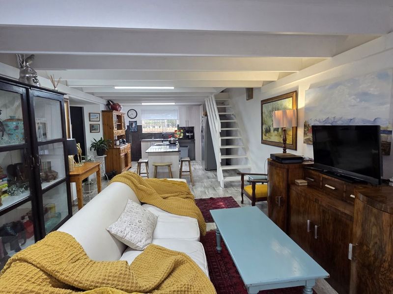 Townhouse For Sale in Weltevreden Park - Photo 4