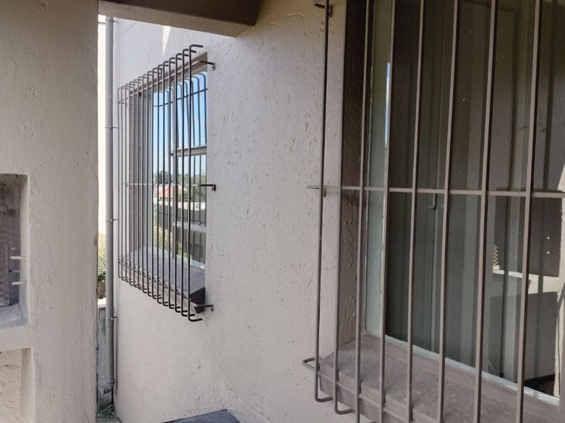 Townhouse For Sale in Mindalore - Photo 9