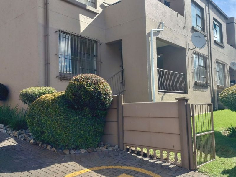 Townhouse For Sale in Mindalore - Photo 7