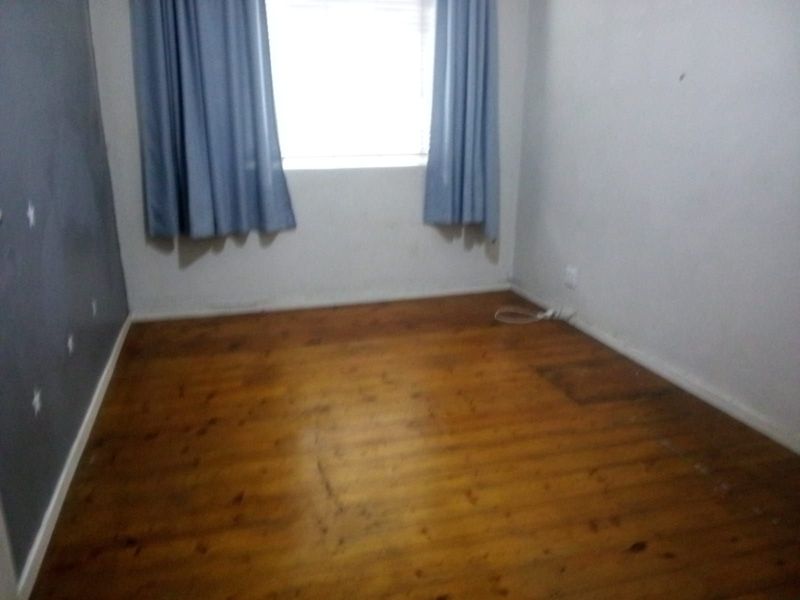 Townhouse To Rent in Musgrave - Photo 9