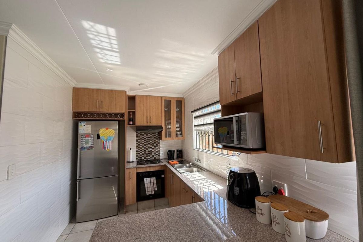 Townhouse For Sale in Montana - Photo 5