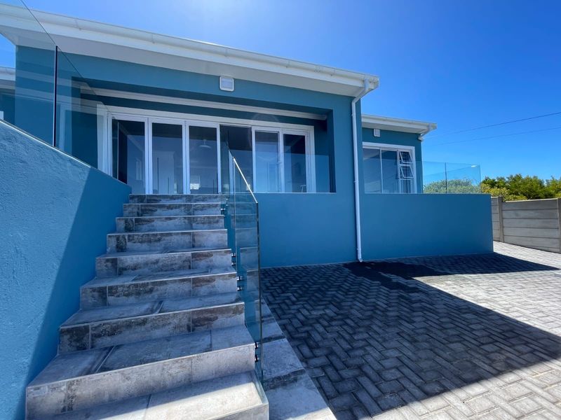 House For Sale in Dana Bay - Photo 6