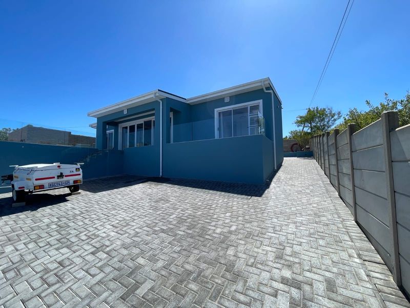 House For Sale in Dana Bay - Photo 5