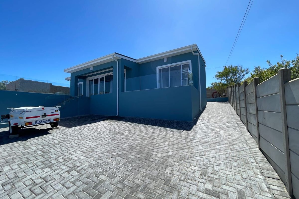 House For Sale in Dana Bay - Photo 5