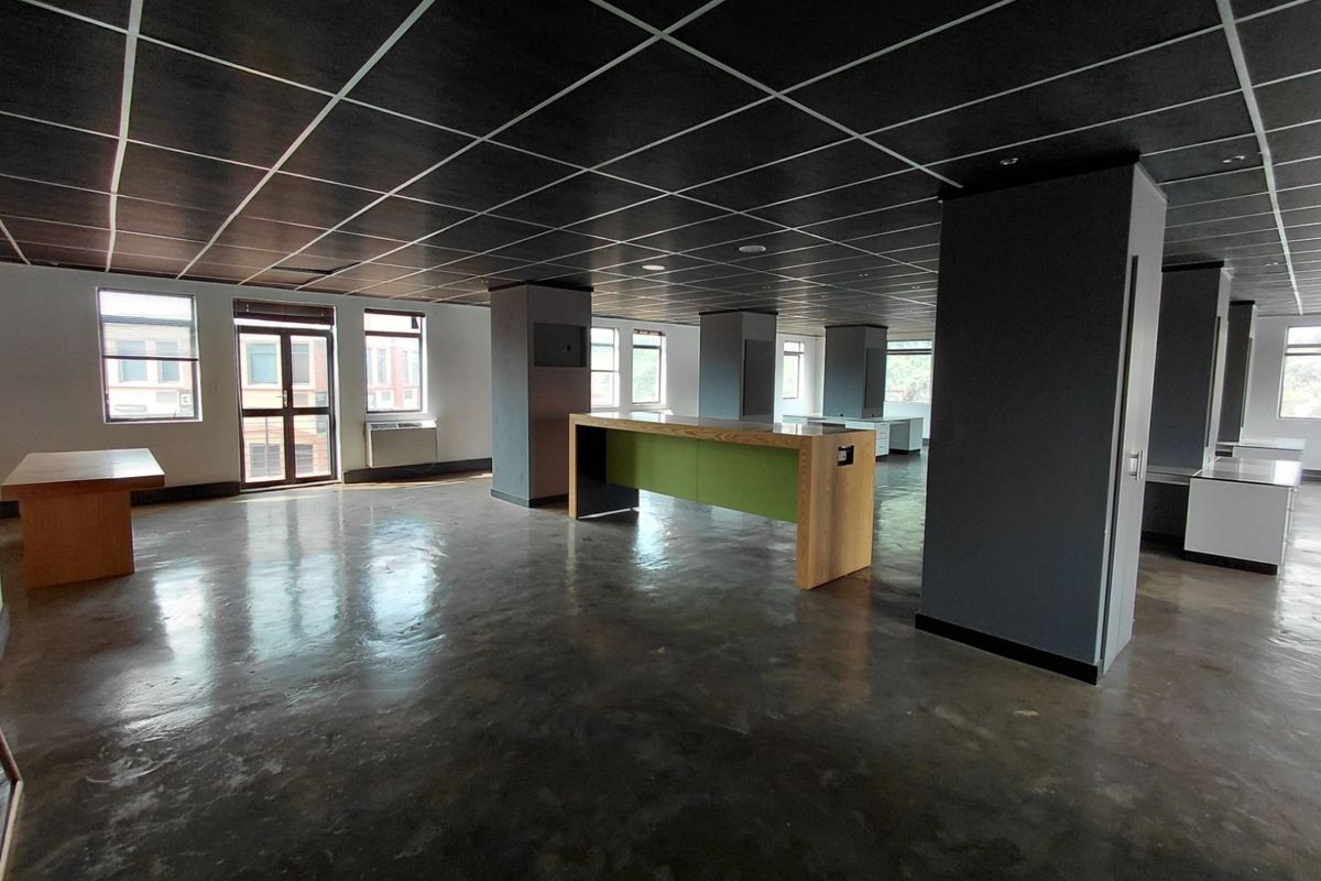 Office To Rent in Faerie Glen - Photo 2