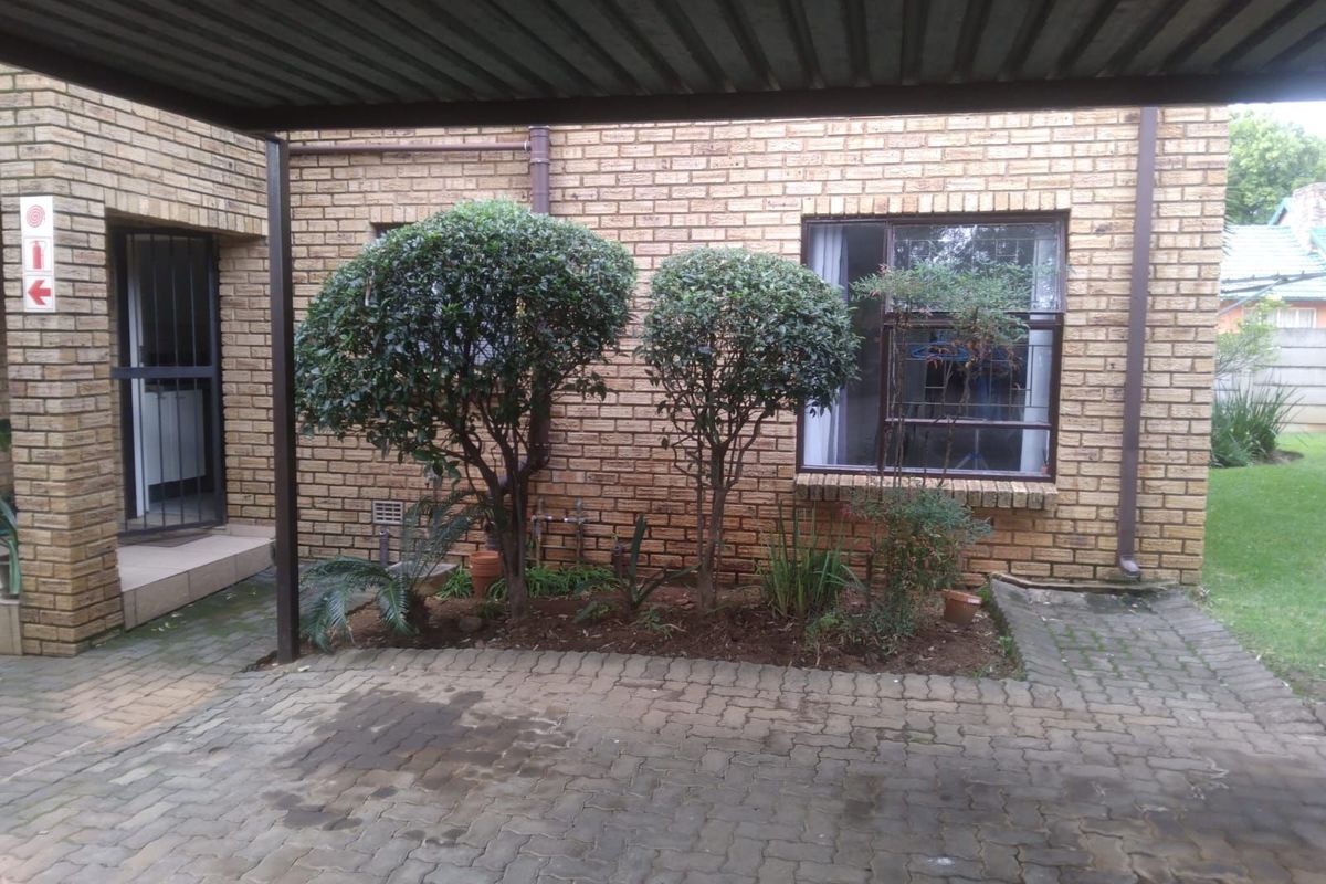 Apartment For Sale in Blackheath - Photo 4