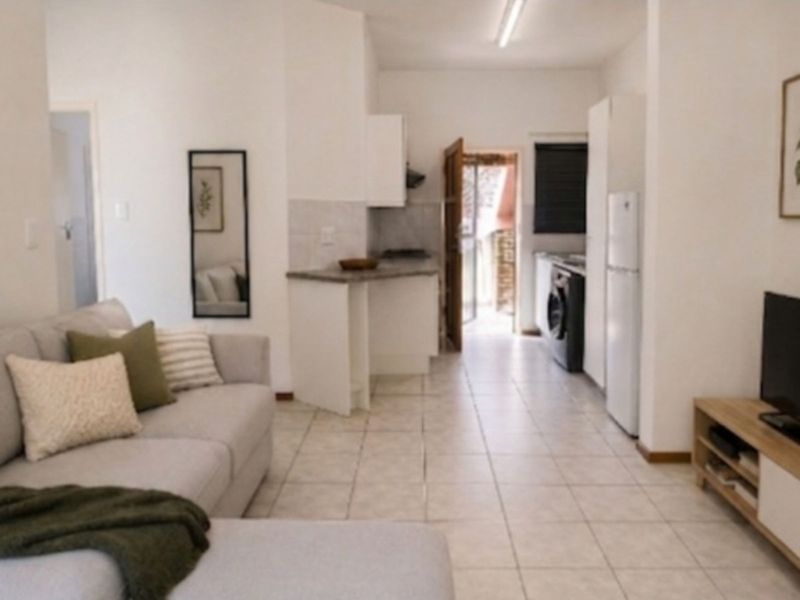 Apartment For Sale in Blackheath - Photo 7