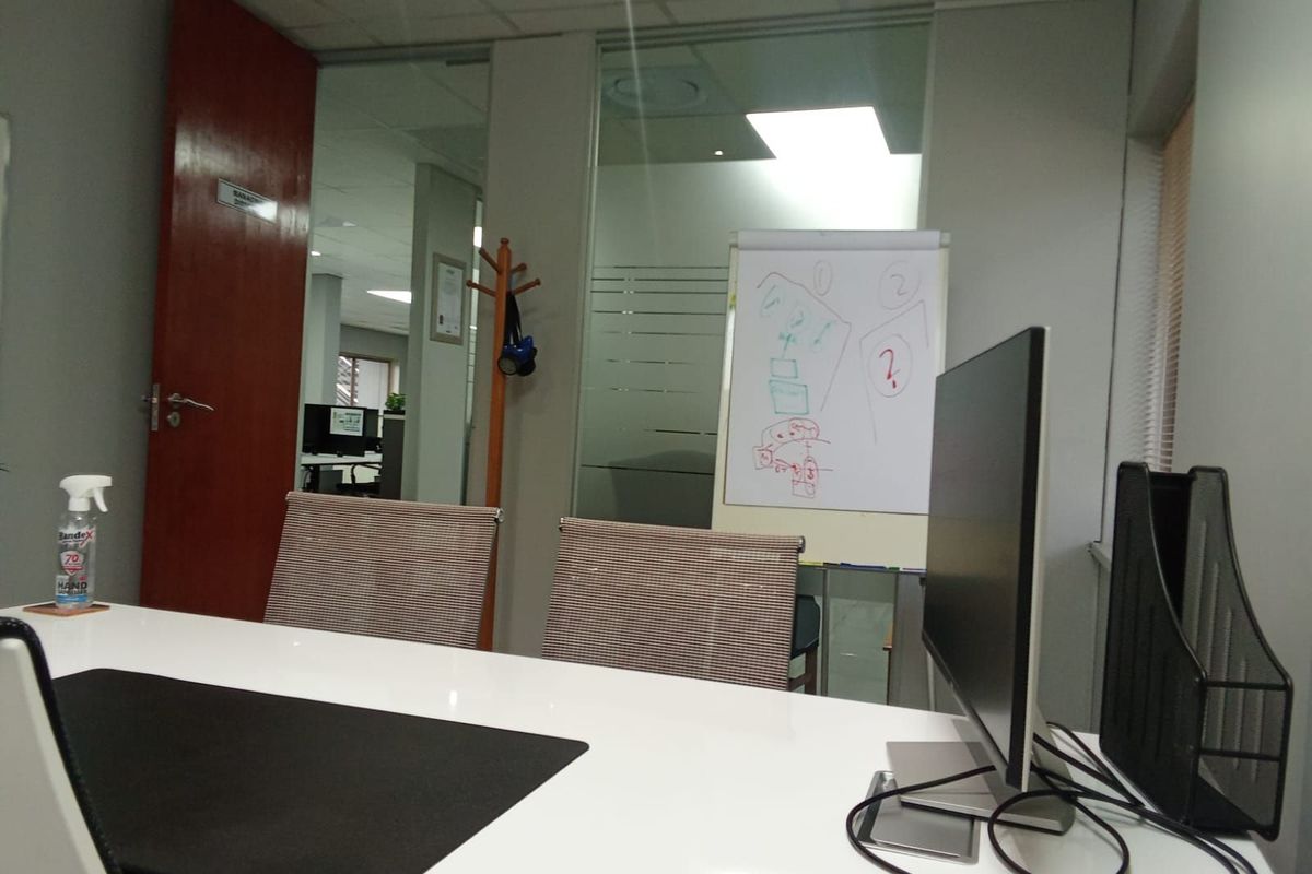 Commercial To Rent in Vorna Valley - Photo 5