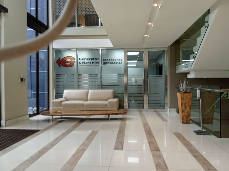 Commercial To Rent in Vorna Valley - Photo 2