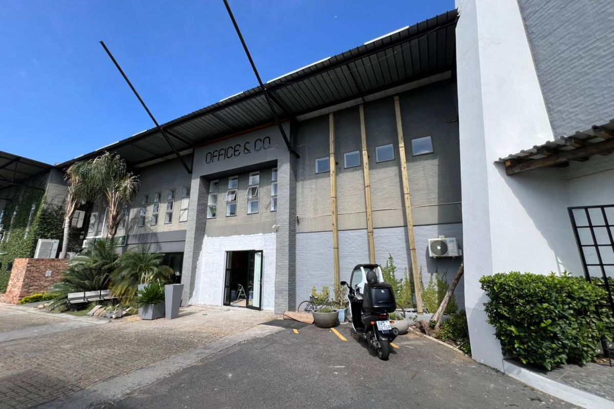 Commercial To Rent in Kyalami - Photo 2