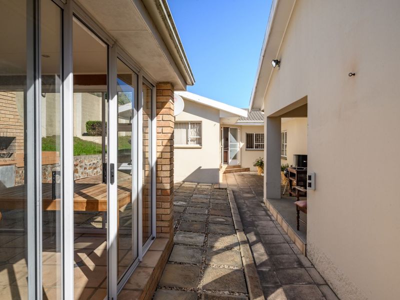 House For Sale in Morningside - Photo 7