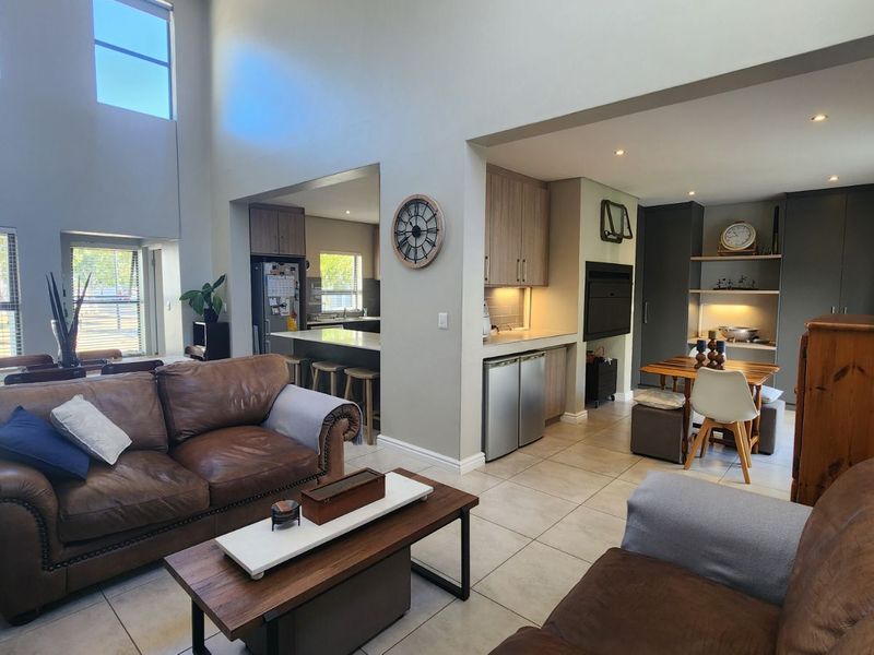 House For Sale in Croydon Gardens Estate - Photo 8