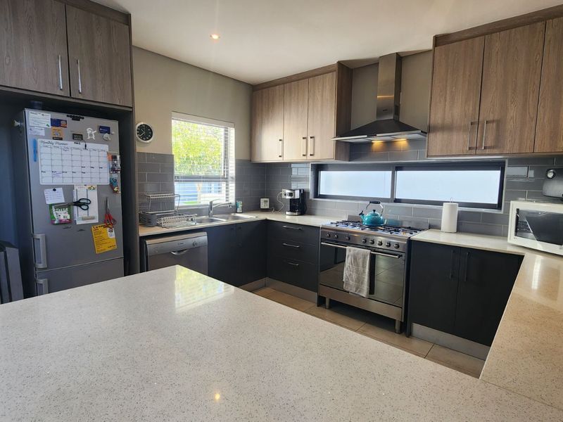 House For Sale in Croydon Gardens Estate - Photo 5