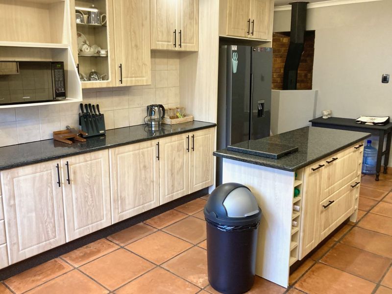 House For Sale in Eldoraigne - Photo 7