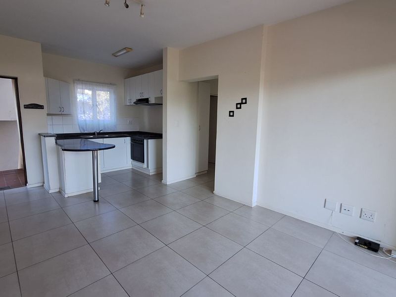 Apartment To Rent in Sheffield Beach - Photo 4
