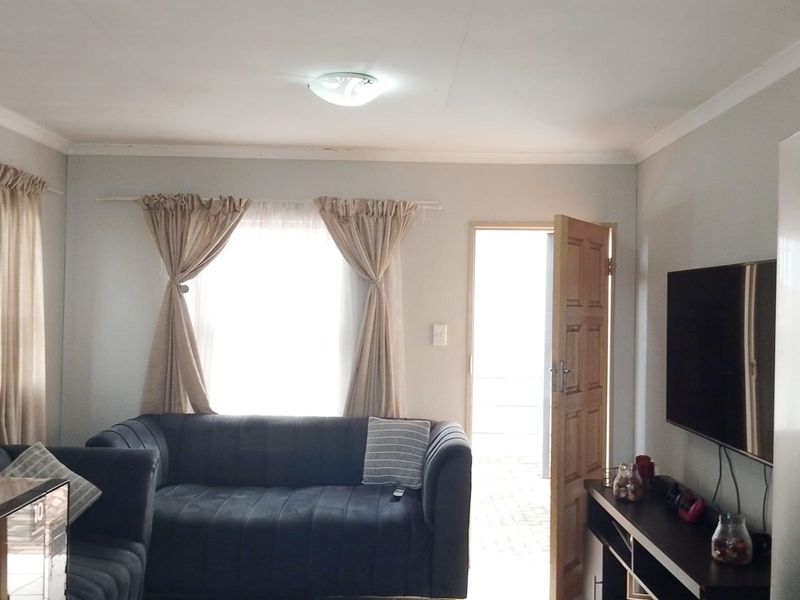House To Rent in Albertsdal - Photo 2
