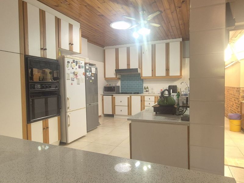 House For Sale in The Palms - Photo 7