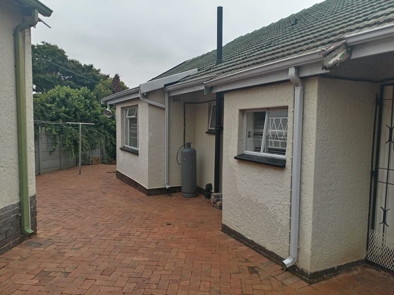 House For Sale in Montgomery Park - Photo 5