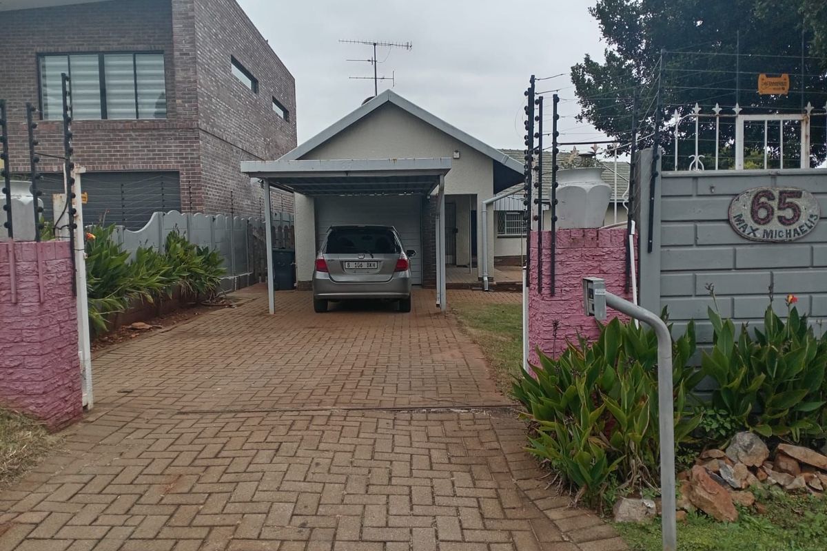 House For Sale in Montgomery Park - Photo 3