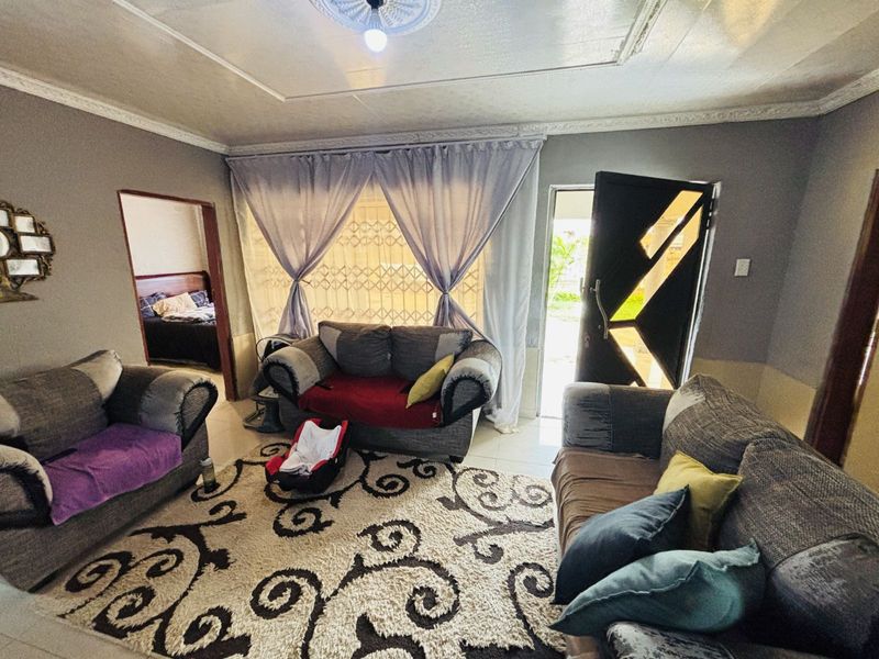 House For Sale in Nkowankowa - Photo 6