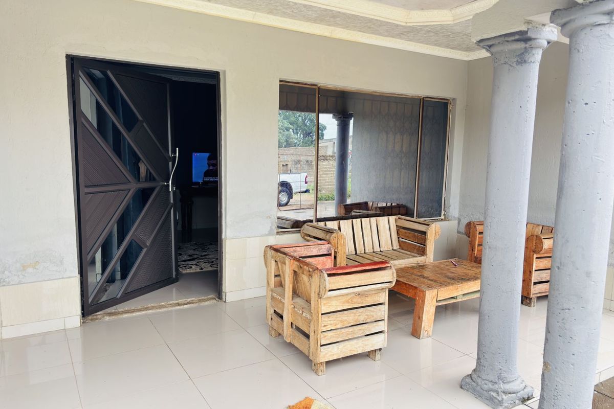 House For Sale in Nkowankowa - Photo 5