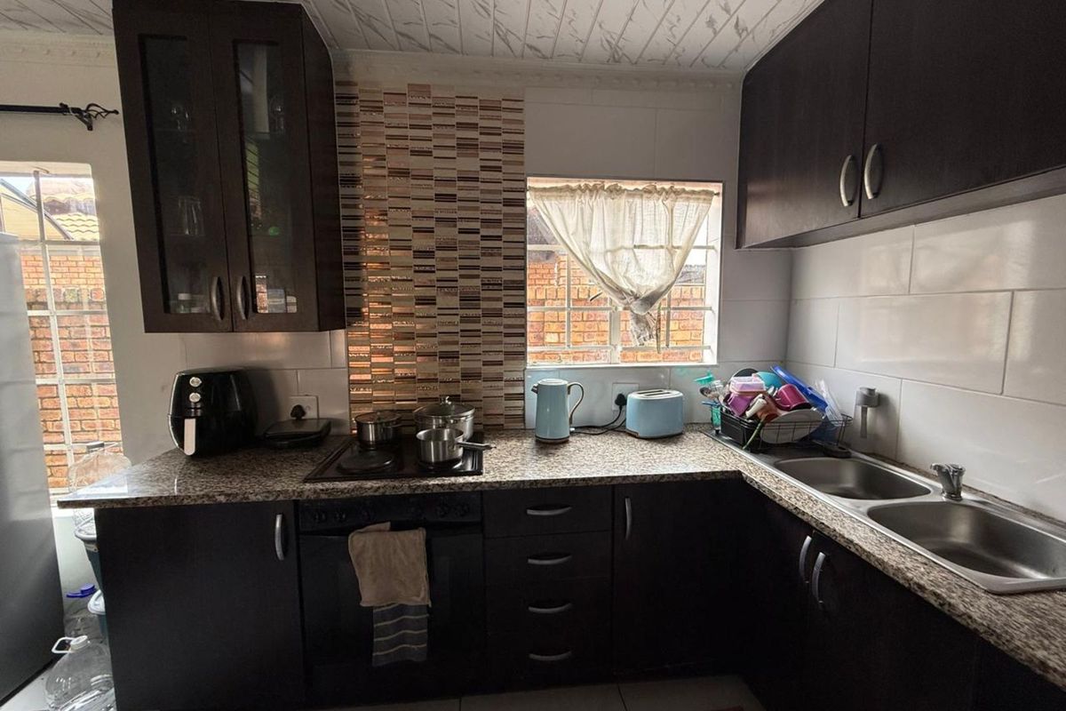 House For Sale in Philip Nel Park - Photo 4