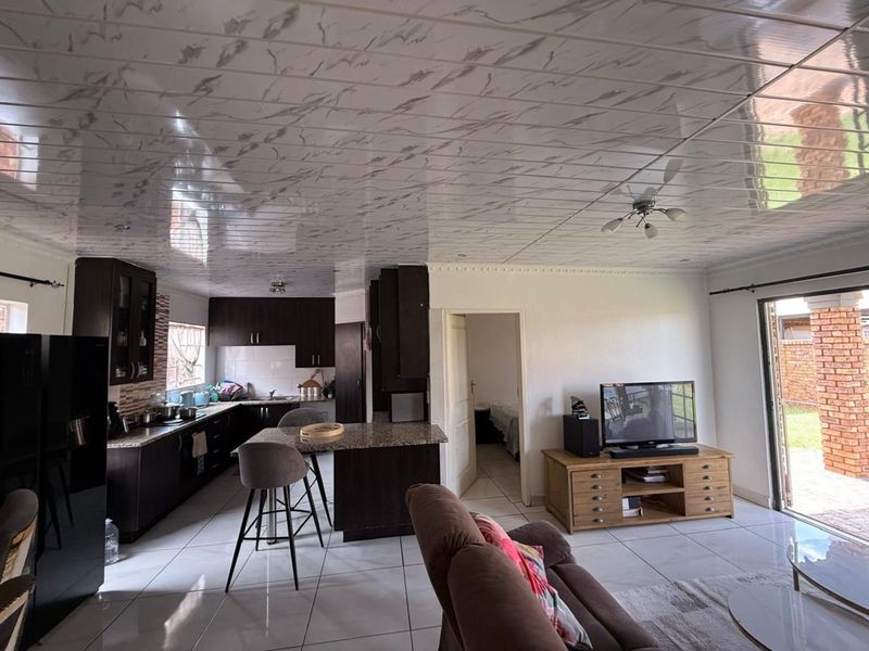 House For Sale in Philip Nel Park - Photo 5