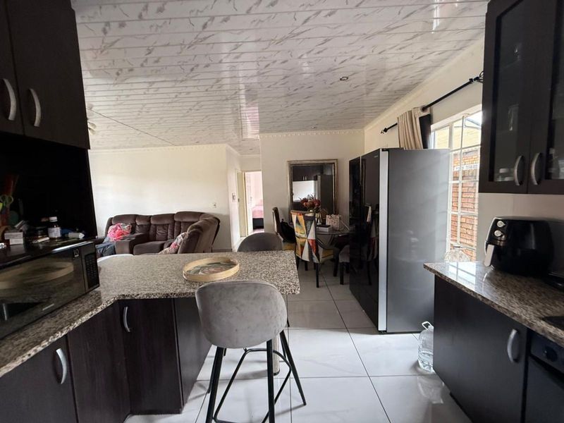 House For Sale in Philip Nel Park - Photo 6