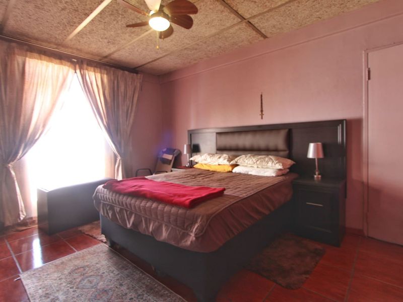 Apartment For Sale in Kempton Park Central - Photo 7