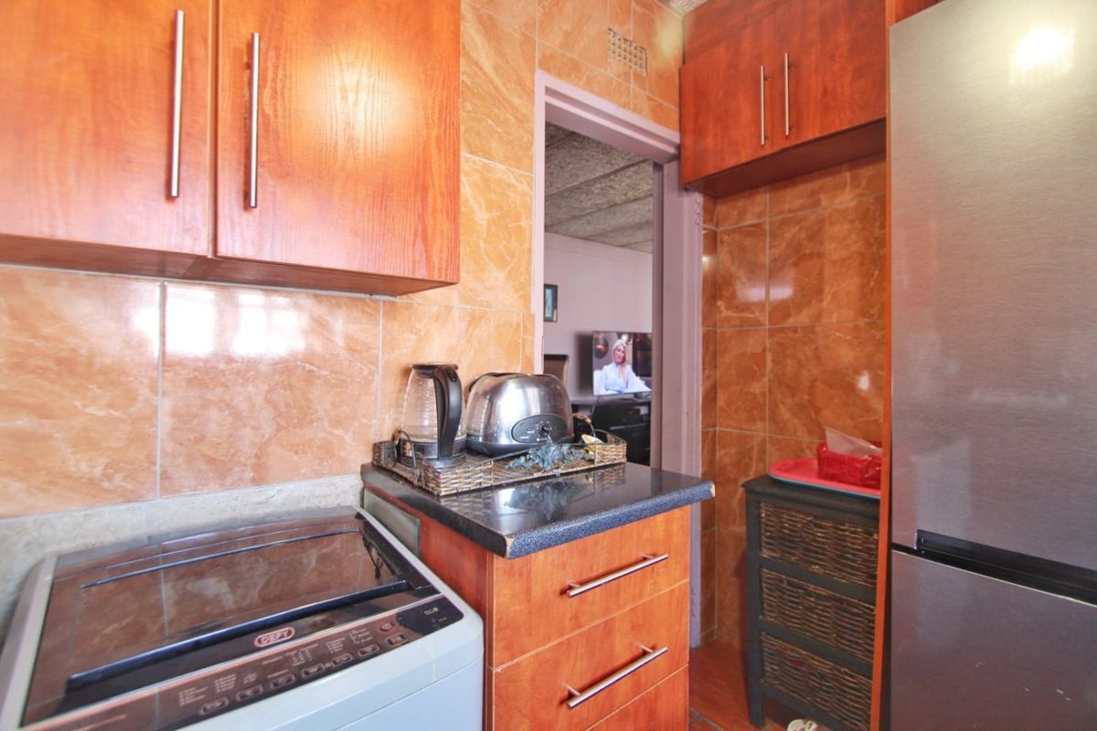 Apartment For Sale in Kempton Park Central - Photo 3