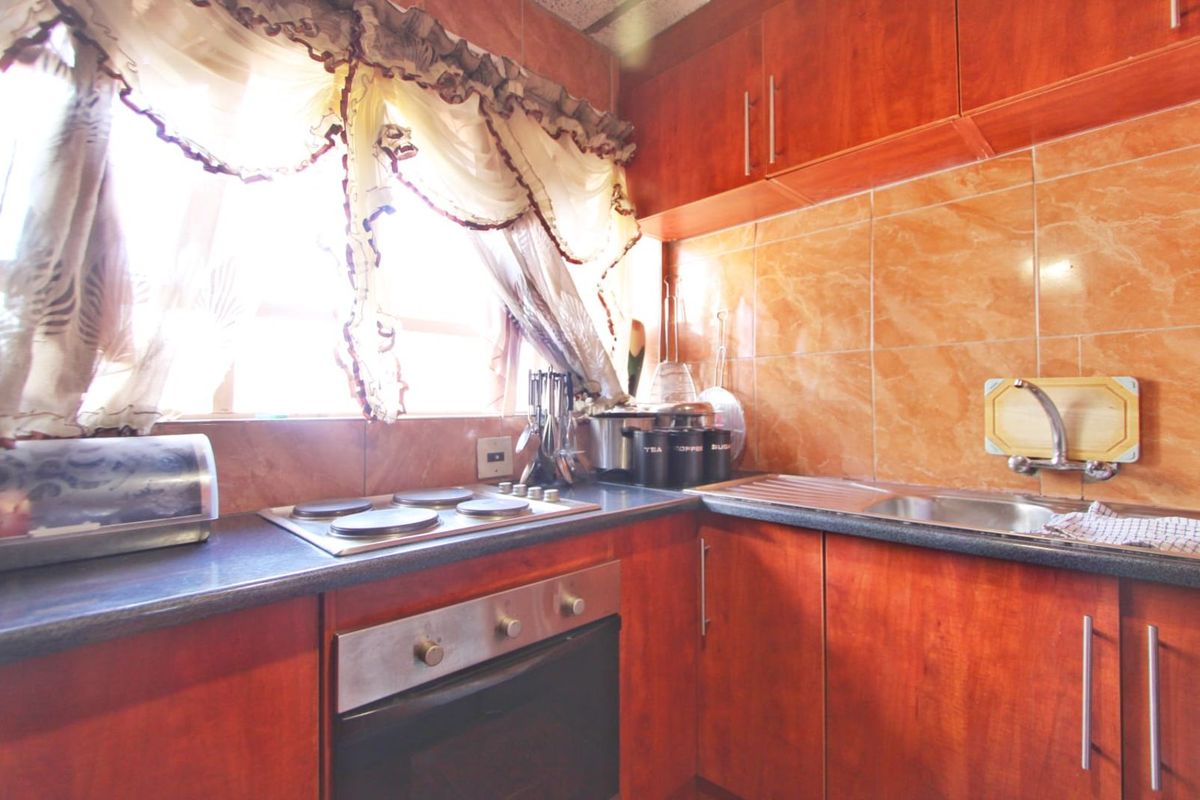 Apartment For Sale in Kempton Park Central - Photo 4