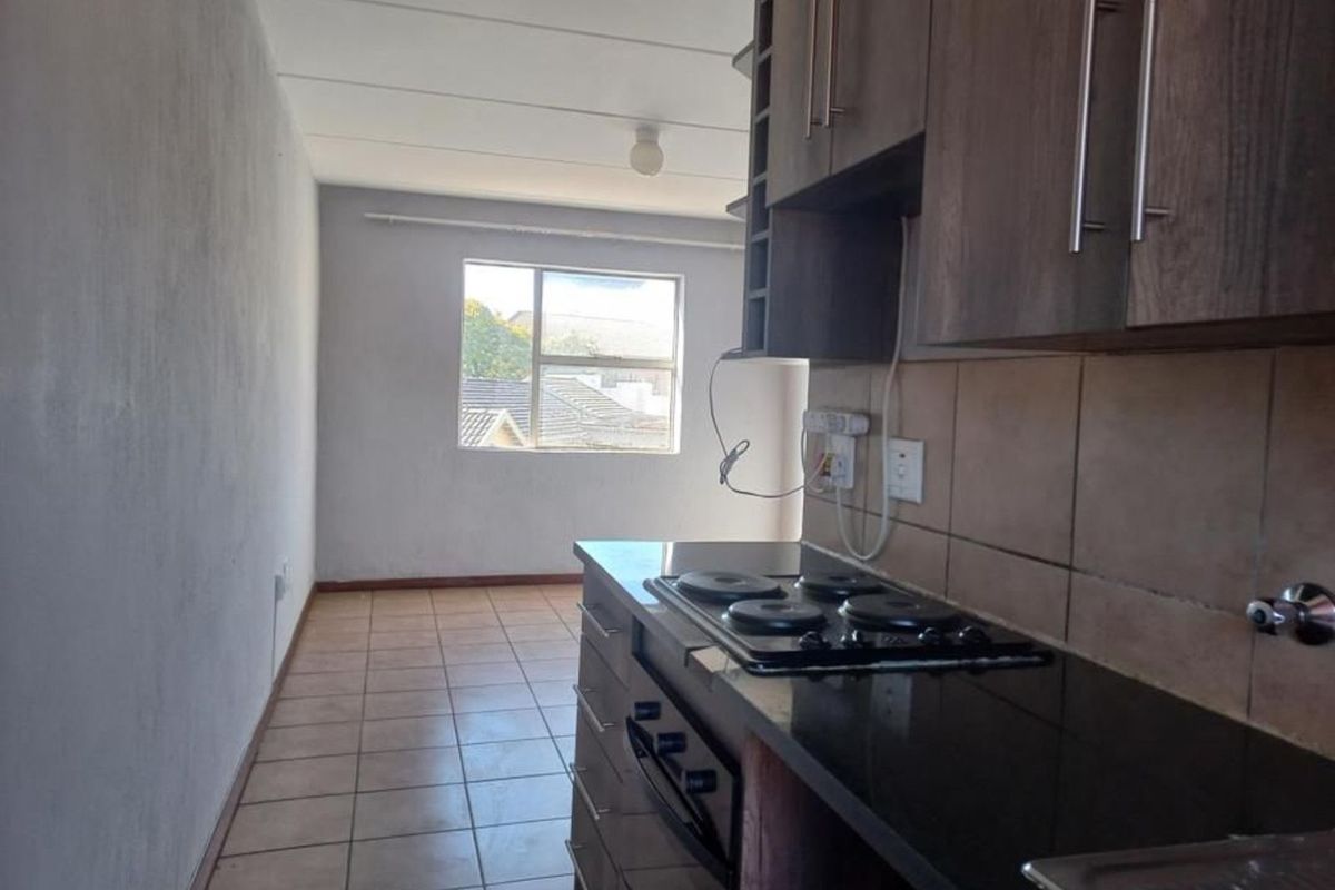 House For Sale in Kempton Park Central - Photo 4