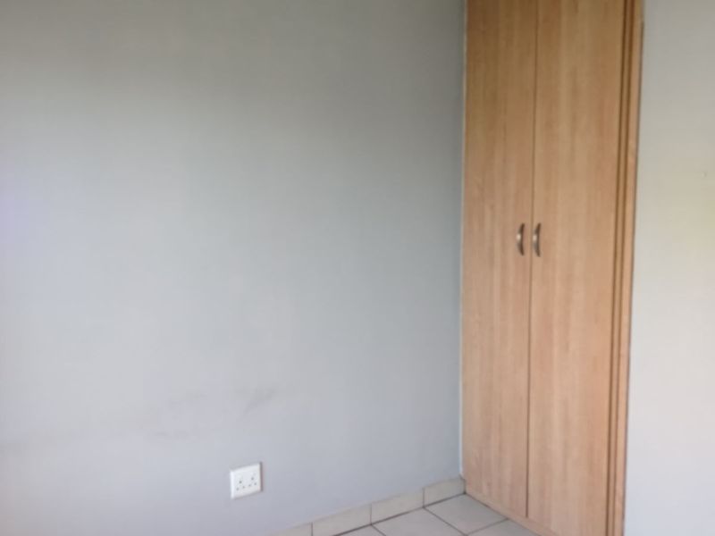 House To Rent in Kempton Park Central - Photo 7
