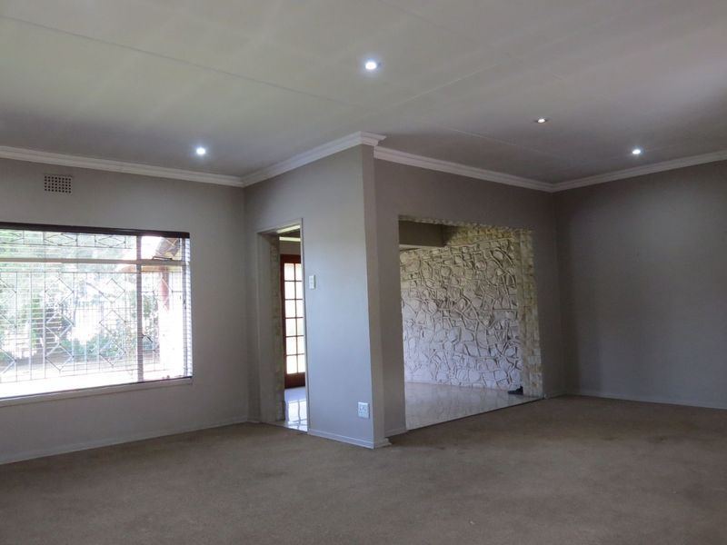 House For Sale in Arcon Park - Photo 10