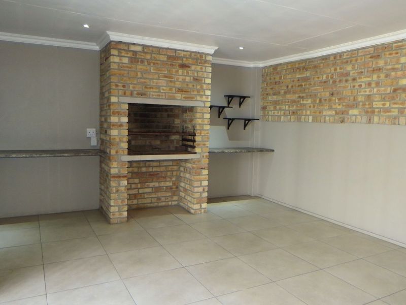 House For Sale in Arcon Park - Photo 8